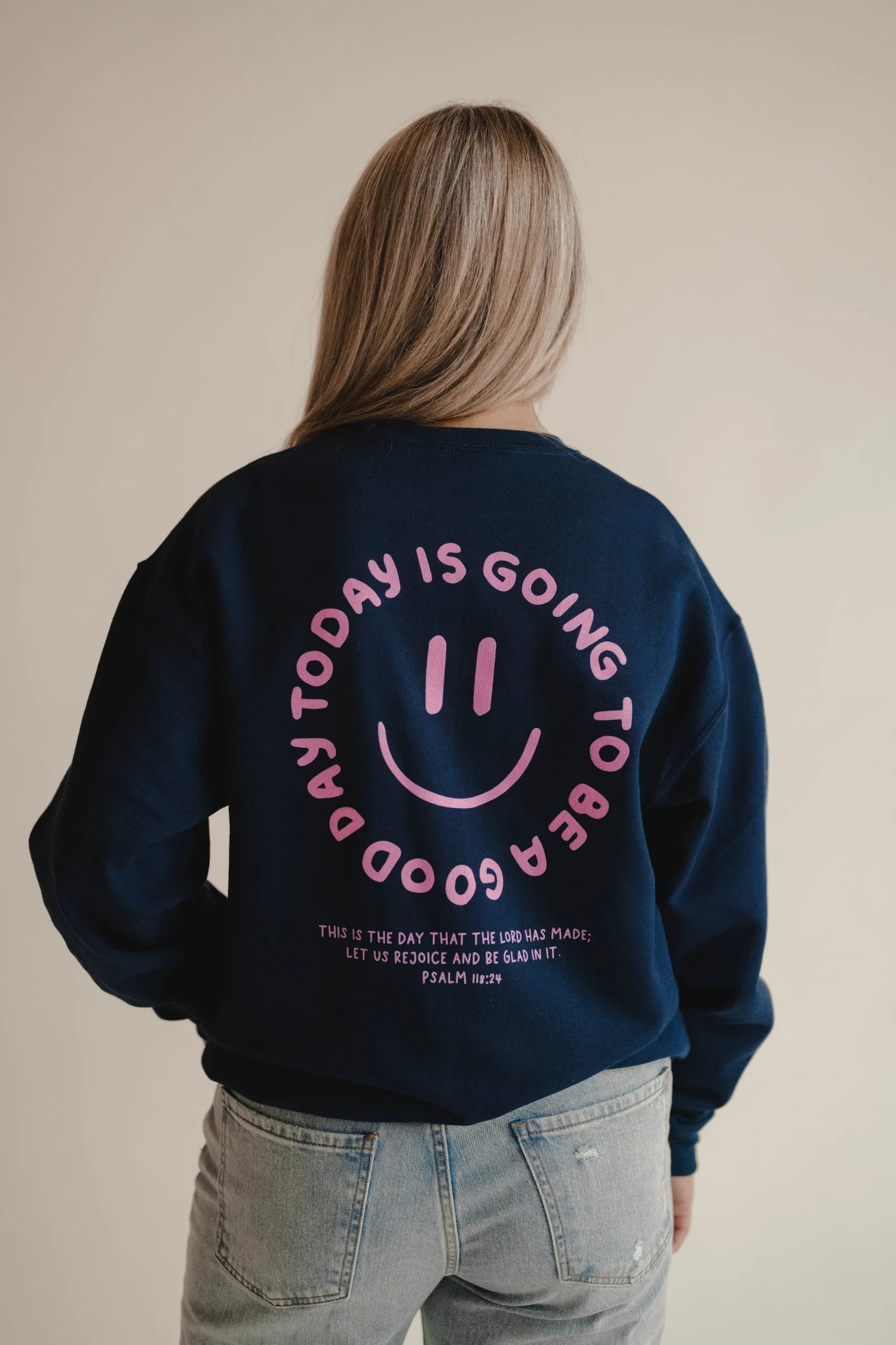 Good Day Pullover